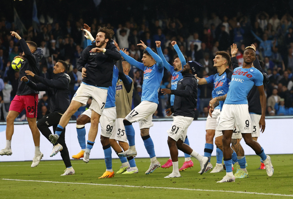 5个月2次重伤：阿诺德的皇马156分钟噩梦，数据揭示3大伤病因