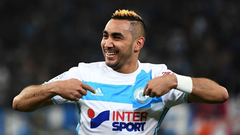 毕尔巴鄂竞技对阵马德里竞技：西甲第15轮巅峰对决，谁能笑到最后？（西甲第15轮焦点之战：毕尔巴鄂竞技VS马德里竞技，鹿死谁手？）