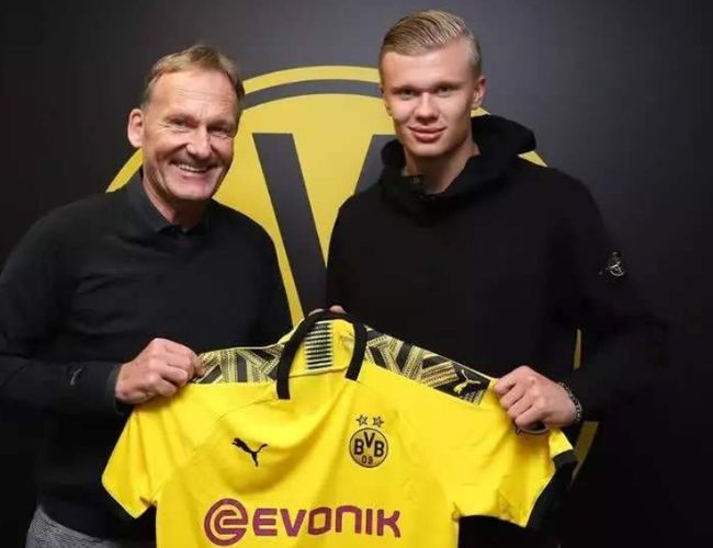 里程碑！巴萨收获队史西甲第1800场胜利（巴萨达成队史西甲1800胜里程碑）