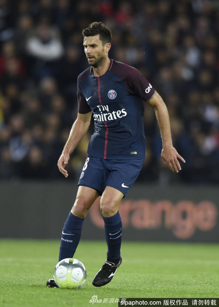 拉基蒂奇：梅西是一个沉默的领袖，他是可以改变比赛的人