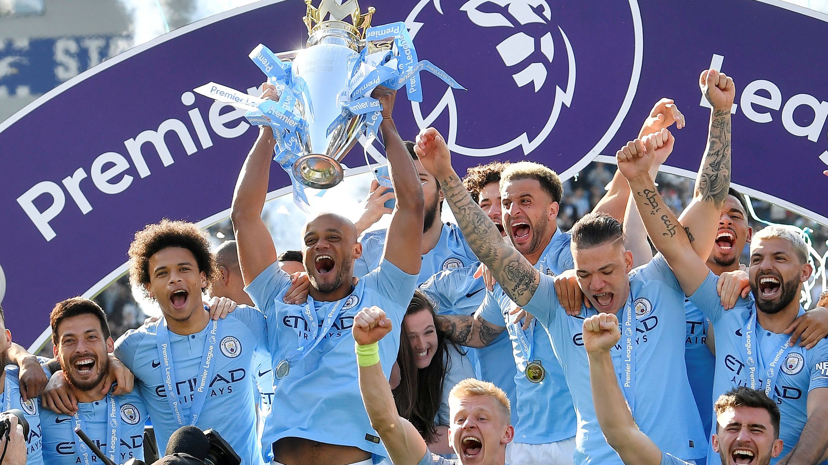 贝恩本场得到37分，并列NBA杯淘汰赛历史第三高分