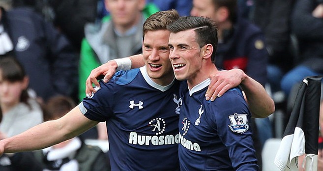 蛇精灵大战红魔鬼！意甲官方发布米兰德比预热海报