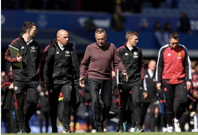 英超维拉绝杀阿森纳！埃梅里复仇接替自己的阿尔特塔六年不晚！（英超维拉绝杀阿森纳，埃梅里雪耻击败接班人阿尔特塔，六年迟到也不晚）