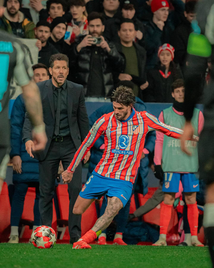 阿尔巴尼亚中场：比赛70分钟内，我们与英格兰的水平不相上下