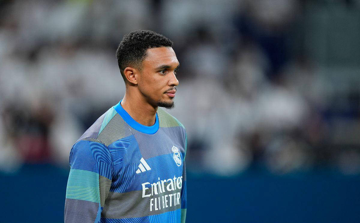 男篮启程回国！球员情绪低沉，北京3将洽谈，明日开启俱乐部杯！