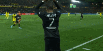 记者：德罗西取消去阿根廷看博卡vs河床的行程，或接手热那亚